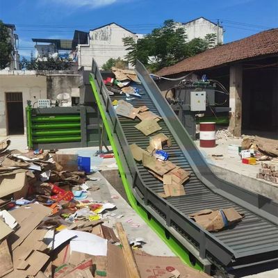 Бале плотность заказчик 2300 кг гидравлическая горизонтальная алюминиевая балировальная машина с конвейером
