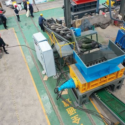 Полная автоматическая переработка подержанных шин Шредерная машина Производственная линия для отходов шин