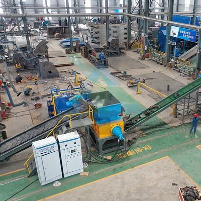 Полная автоматическая переработка подержанных шин Шредерная машина Производственная линия для отходов шин